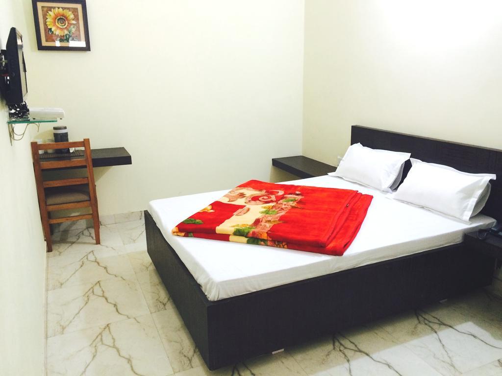 Hotel Mehra Inn Amritsar Zewnętrze zdjęcie