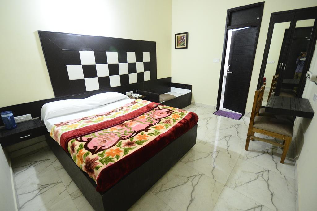 Hotel Mehra Inn Amritsar Pokój zdjęcie