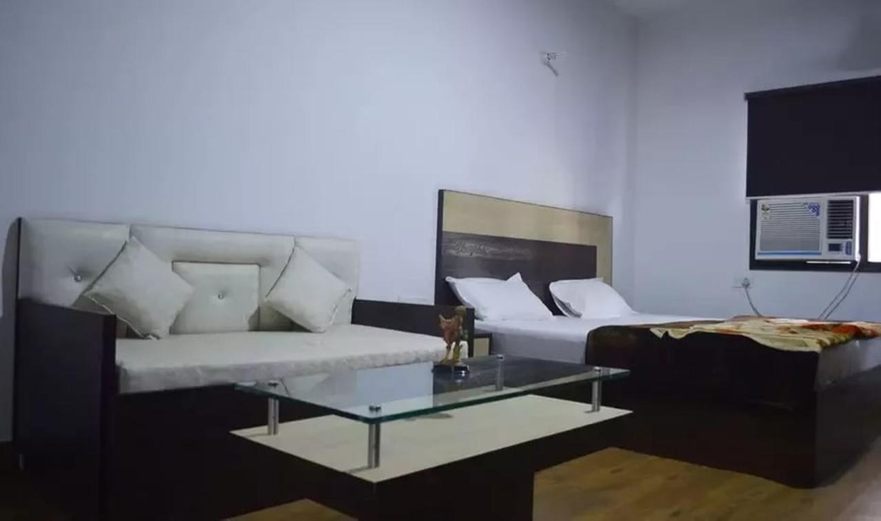 Hotel Mehra Inn Amritsar Zewnętrze zdjęcie