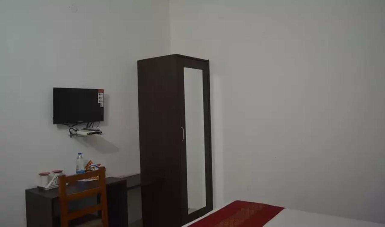 Hotel Mehra Inn Amritsar Zewnętrze zdjęcie