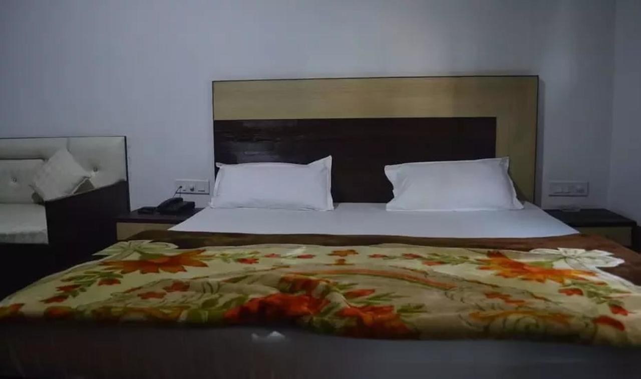 Hotel Mehra Inn Amritsar Zewnętrze zdjęcie